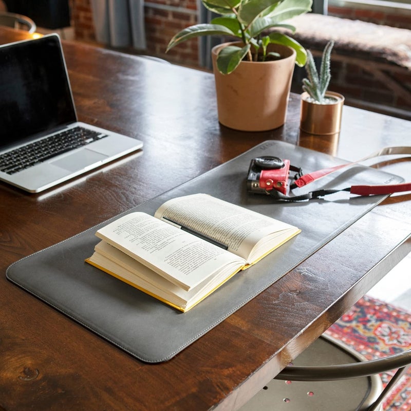 Londo Leather Extended Mouse Pad â€“ Large Desk Mat for Office & Gaming, Smooth Writing Surface, Non-Slip Base, Durable & Stylish Workspace Accessory - Image 5